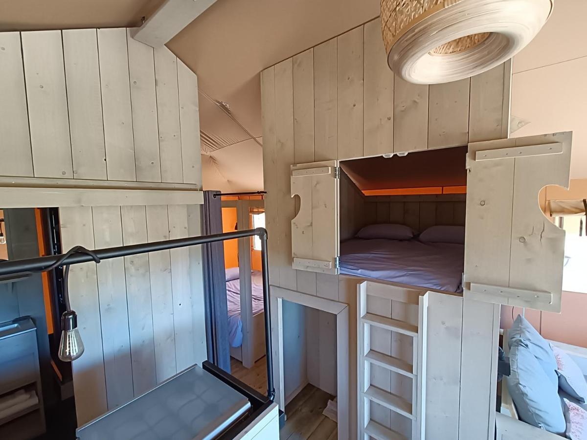 Tente Sirin Colleville Buitenkant foto